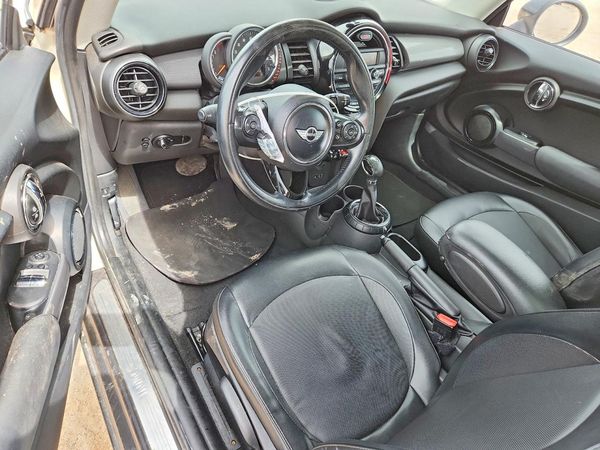 2014 MINI COOPER
