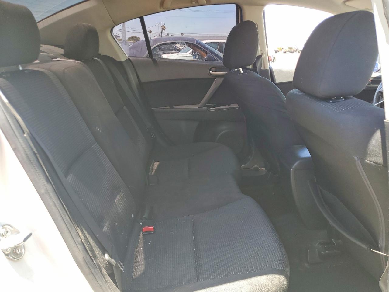 2013 MAZDA 3 Sport/GX