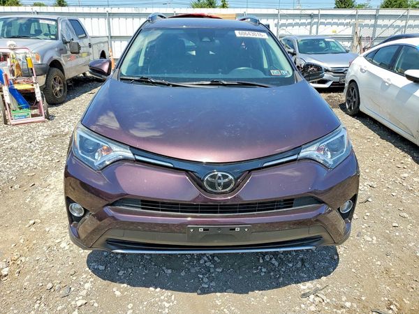 2017 TOYOTA RAV4 XLE