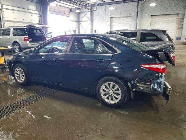 2016 TOYOTA CAMRY