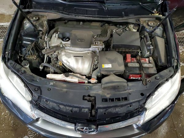 2016 TOYOTA CAMRY