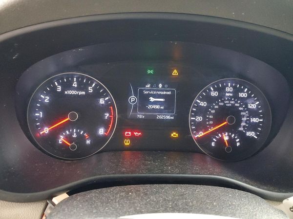2017 KIA SPORTAGE LX