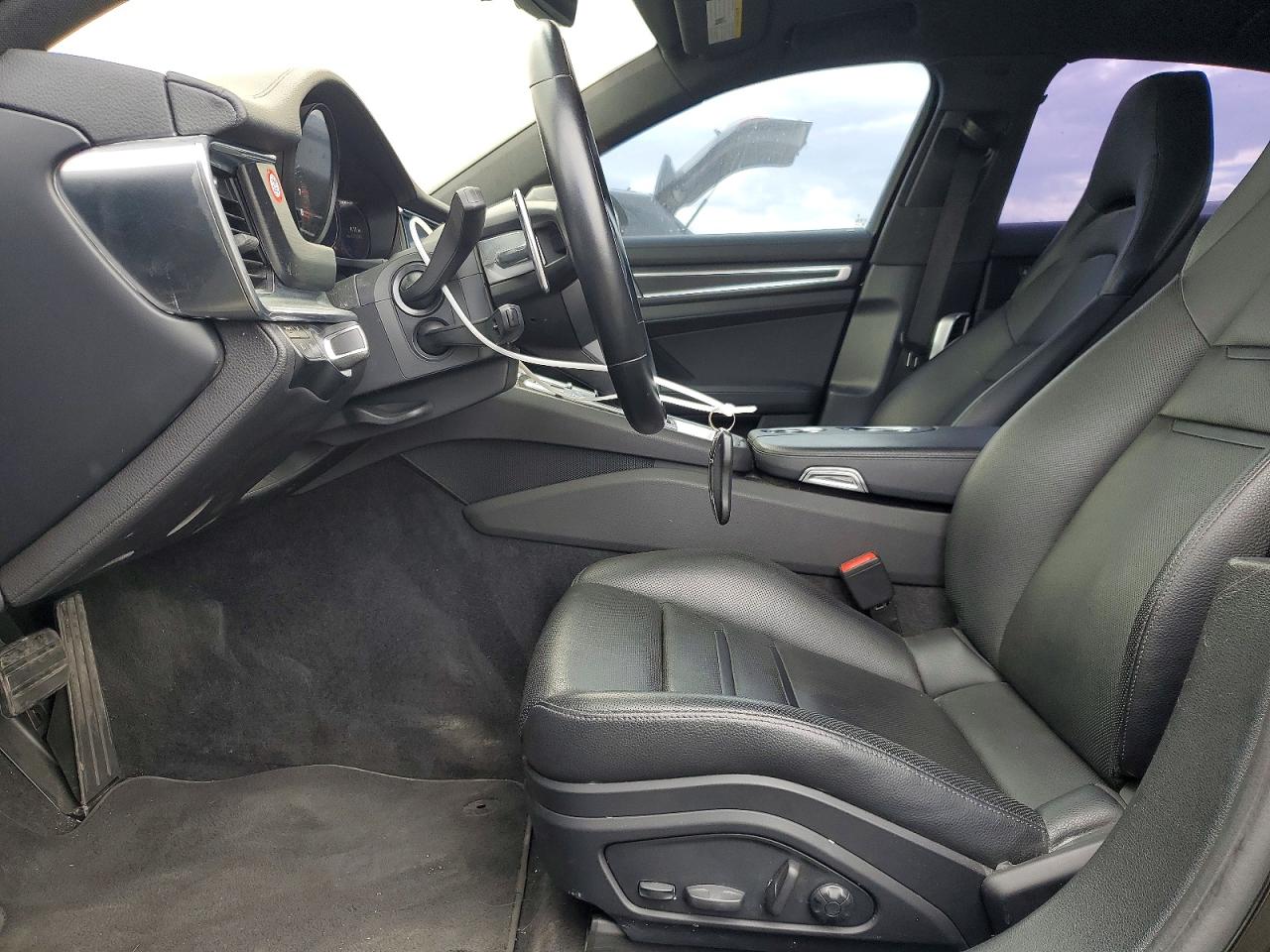 2023 PORSCHE PANAMERA
