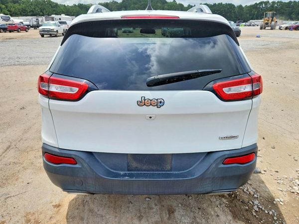2017 JEEP CHEROKEE LATITUDE FWD