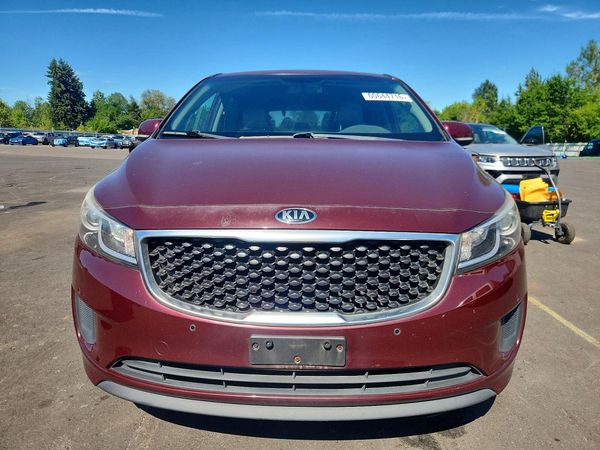 2017 KIA SEDONA LX