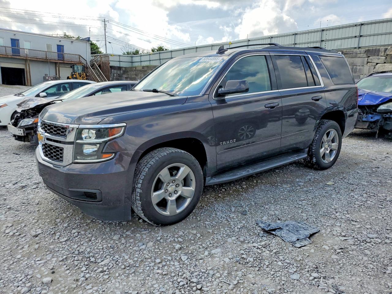 2017 CHEVROLET TAHOE LS