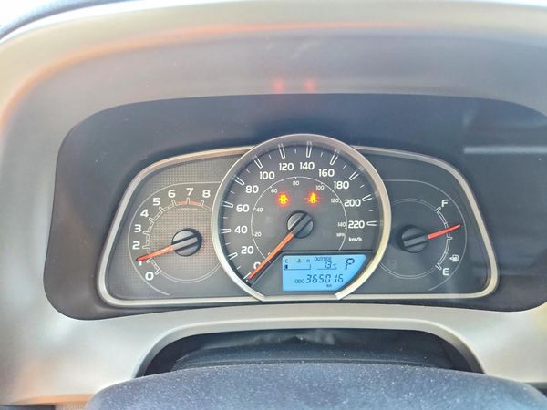 2015 TOYOTA RAV4 LE (X Grade)