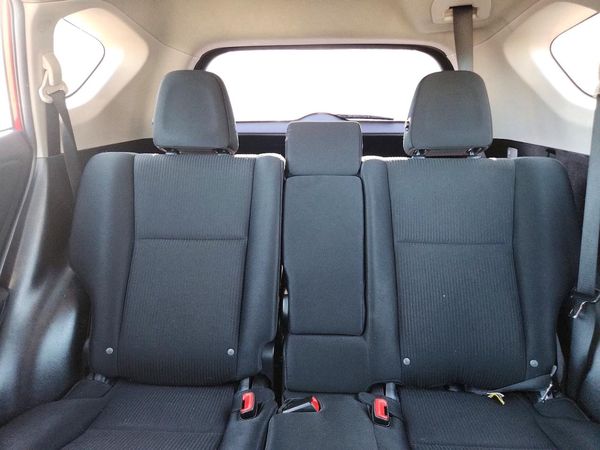 2015 TOYOTA RAV4 LE (X Grade)
