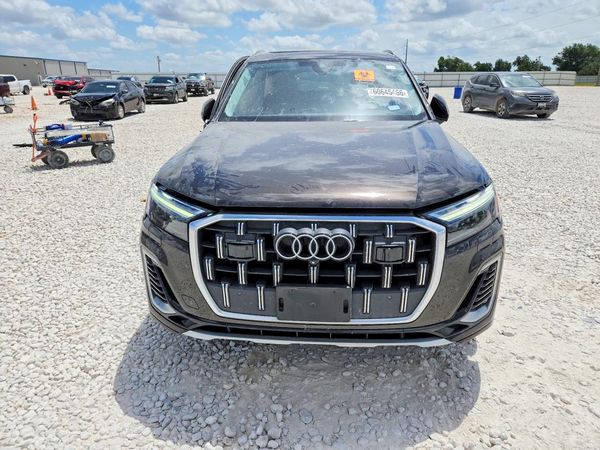 2025 AUDI Q7