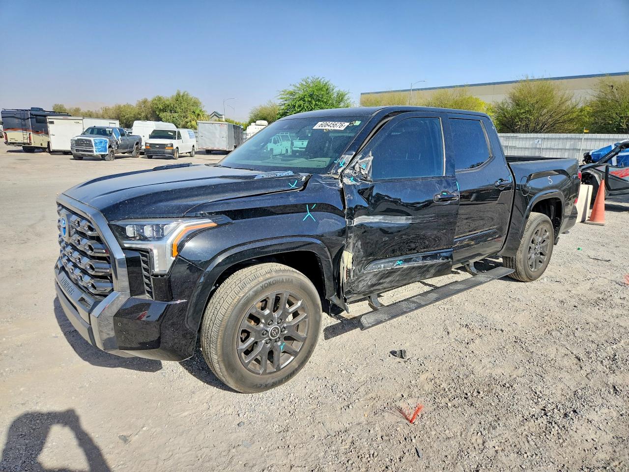 2024 TOYOTA TUNDRA Platinum
