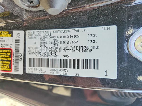 2024 TOYOTA TUNDRA Platinum