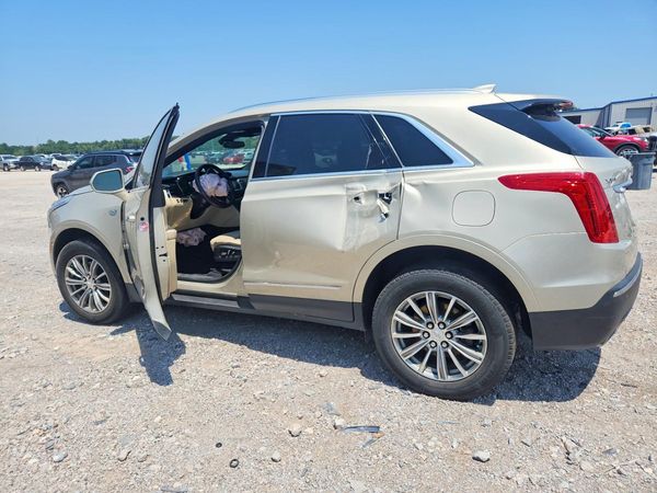 2017 CADILLAC XT5 Luxury