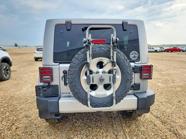 2013 JEEP WRANGLER Sahara