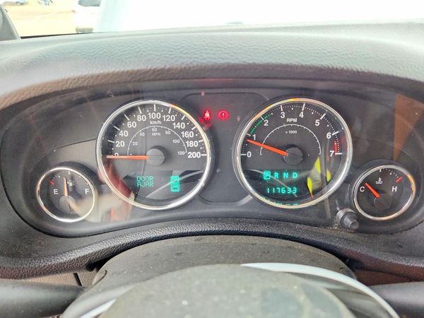 2013 JEEP WRANGLER Sahara