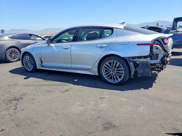 2018 KIA STINGER