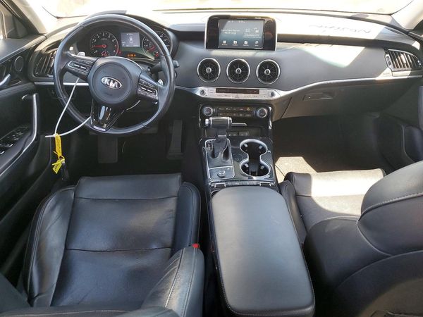 2018 KIA STINGER