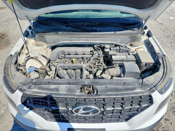 2022 HYUNDAI VENUE SE