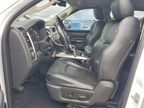 2017 RAM 1500 LARAMIE CREW CAB 4X4