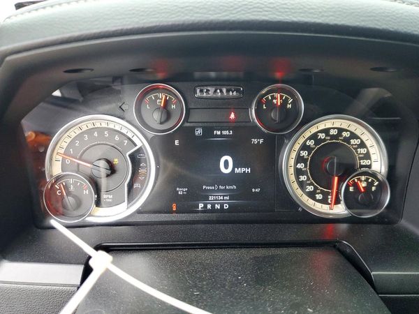 2017 RAM 1500 LARAMIE CREW CAB 4X4