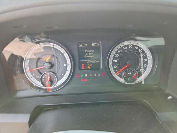 2014 RAM 1500 ST