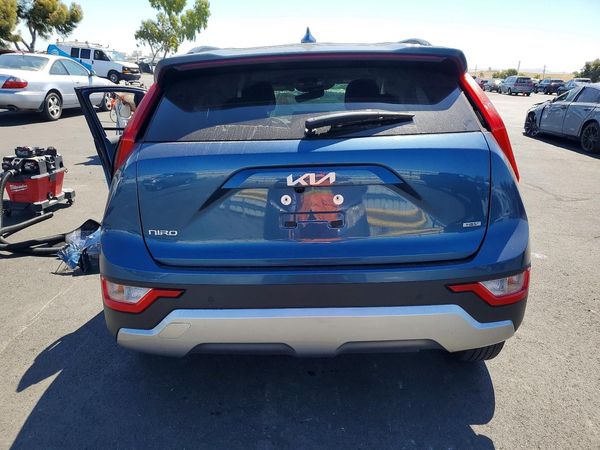 2025 KIA NIRO