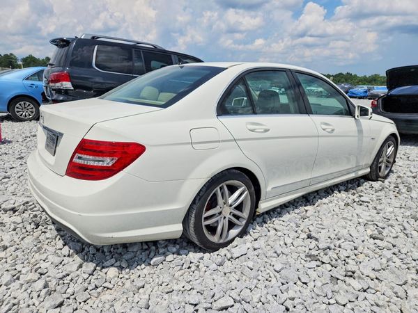 2012 MERCEDES-BENZ C C250