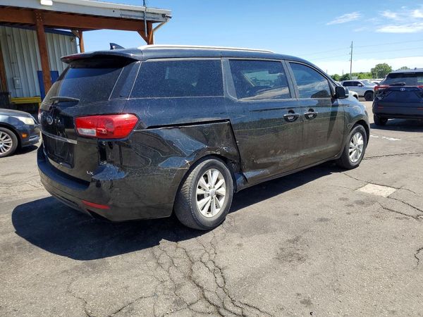 2017 KIA SEDONA