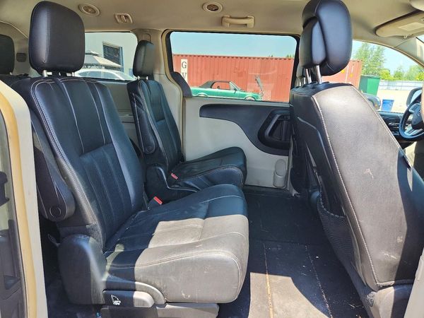 2016 DODGE GRAND CARAVAN Crew