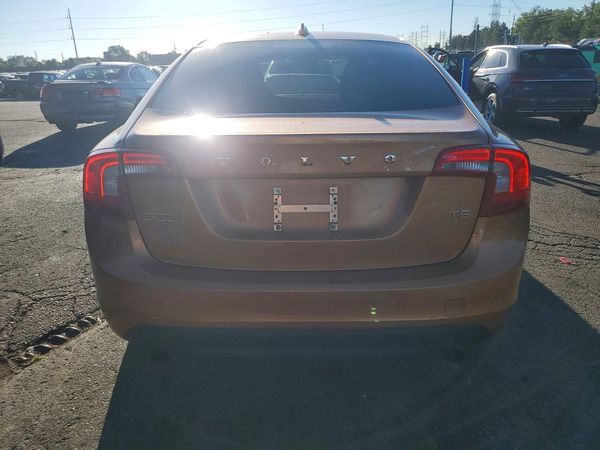2012 VOLVO S60