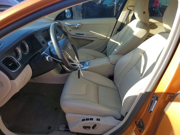 2012 VOLVO S60