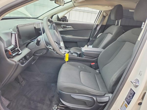 2025 KIA SPORTAGE LX