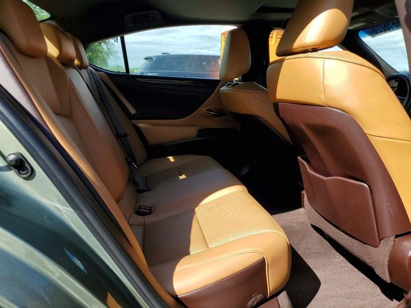 2019 LEXUS ES 350