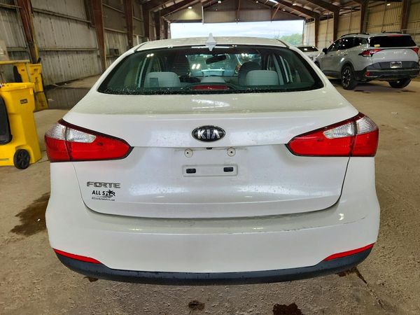 2016 KIA FORTE