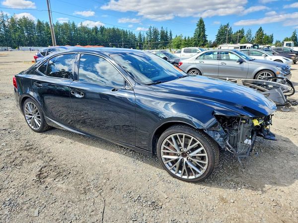 2019 LEXUS IS