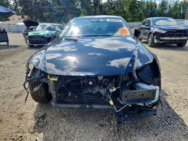 2019 LEXUS IS