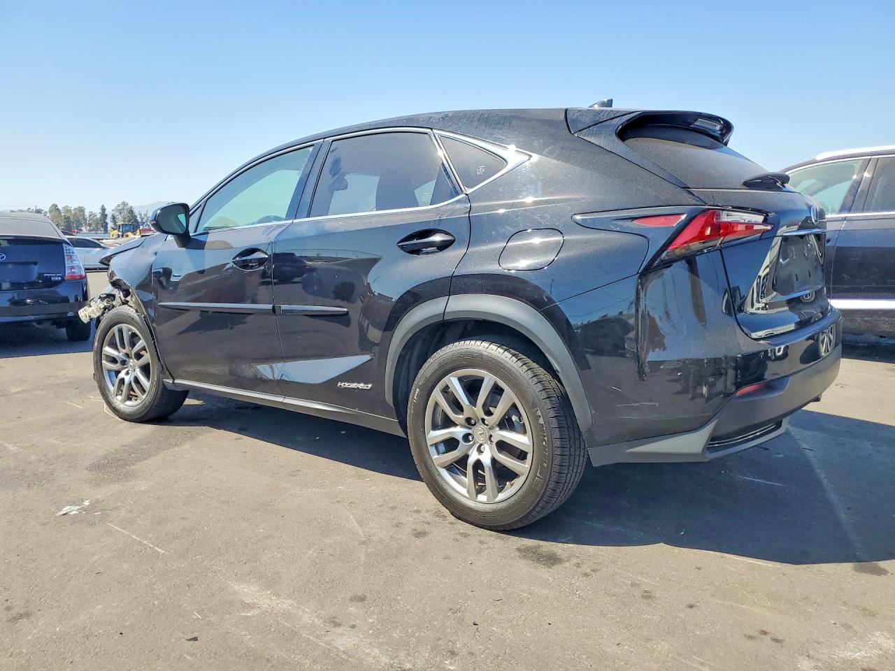 2015 LEXUS NX 300h Luxury