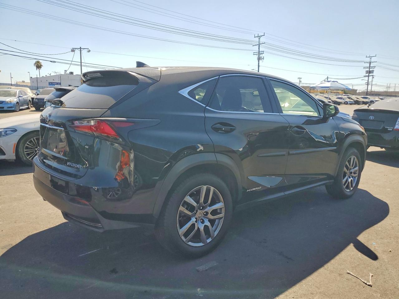 2015 LEXUS NX 300h Luxury