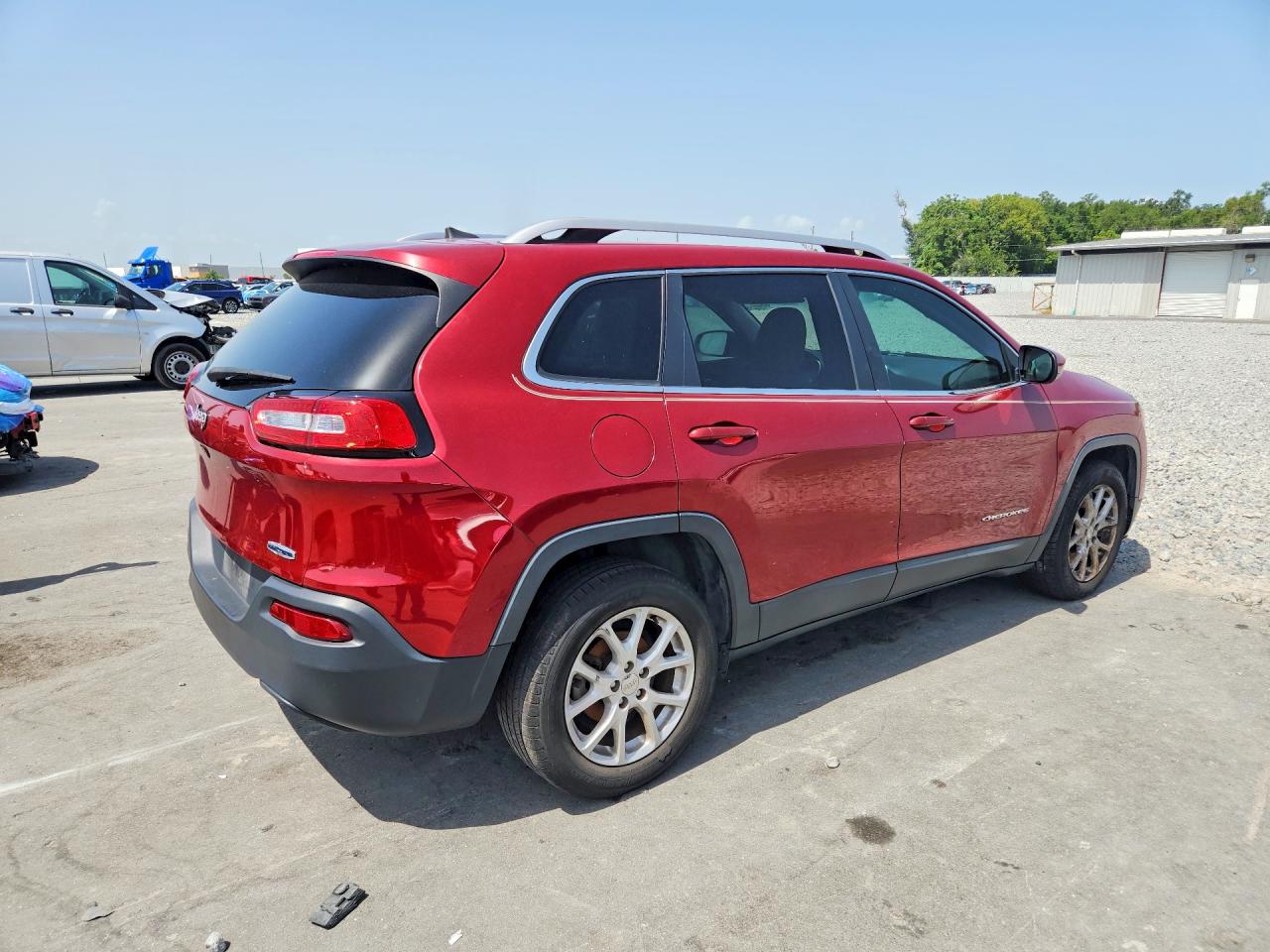 2017 JEEP CHEROKEE LATITUDE FWD