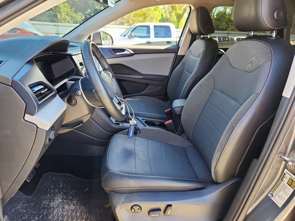 2022 VOLKSWAGEN TAOS SE