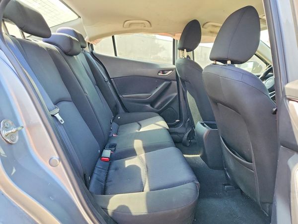 2014 MAZDA 3 Sport/GX