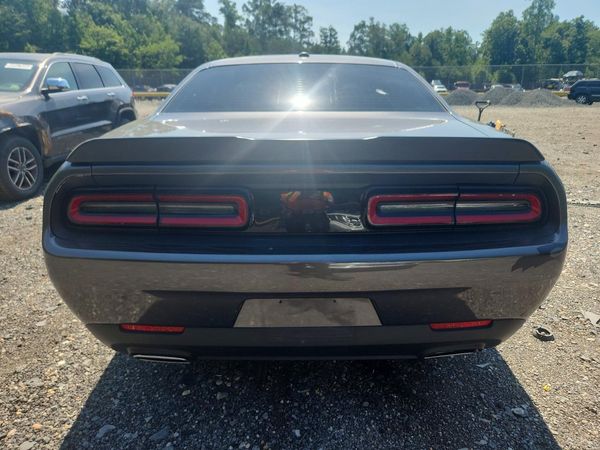 2022 DODGE CHALLENGER SXT