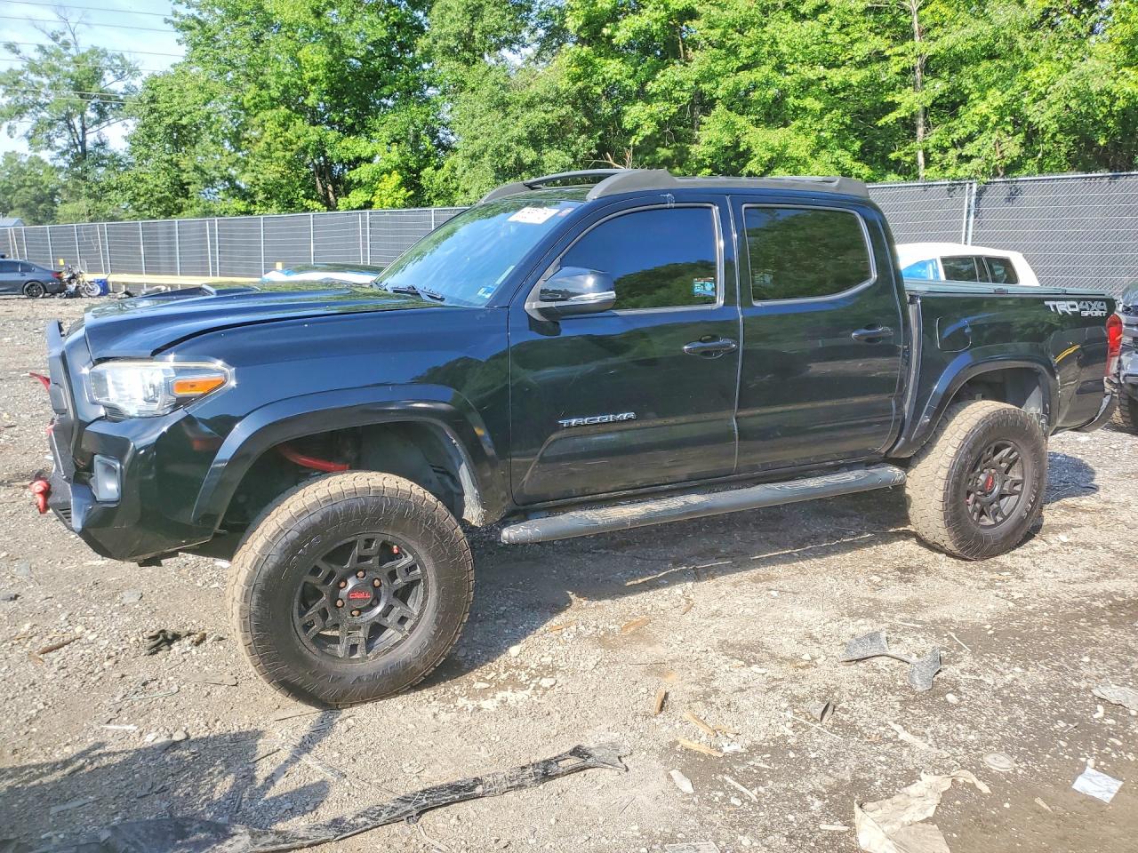 2017 TOYOTA TACOMA
