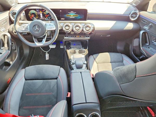 2023 MERCEDES-BENZ CLA
