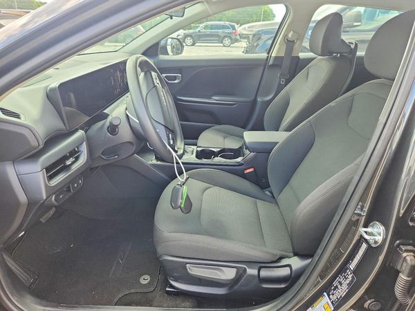 2026 KIA K4 LX, LXS