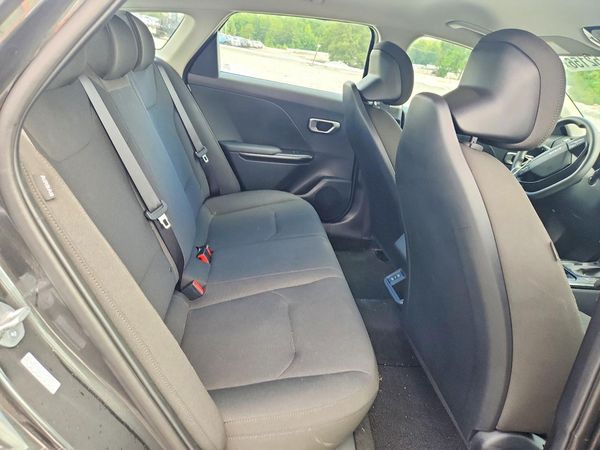 2026 KIA K4 LX, LXS
