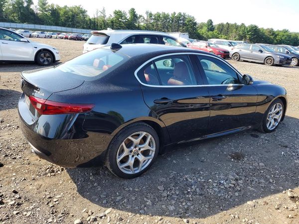 2018 ALFA ROMEO GIULIA TI AWD