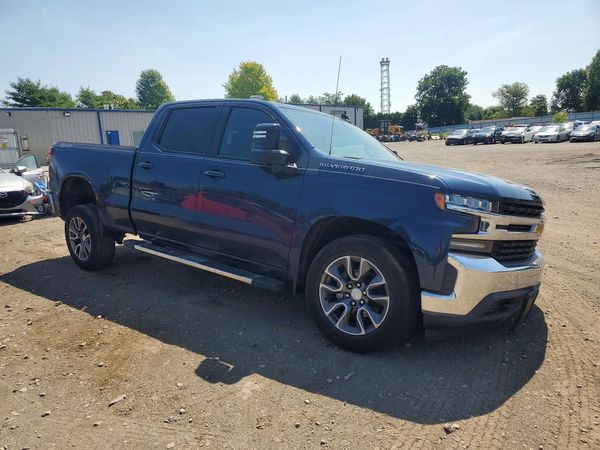 2020 CHEVROLET SILVERADO LT — Passenger 3/4