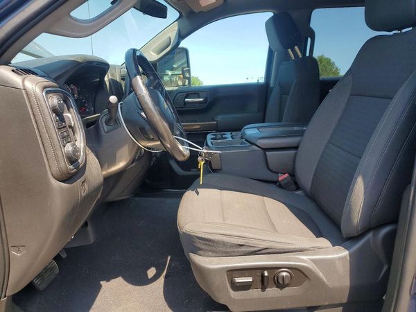 2020 CHEVROLET SILVERADO LT — DENT