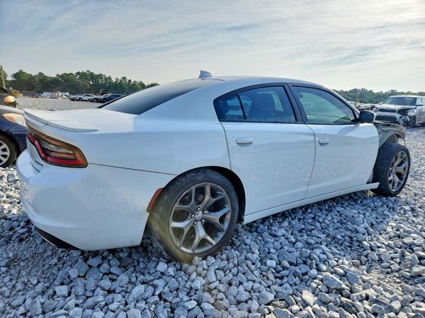 2016 DODGE CHARGER SXT RWD