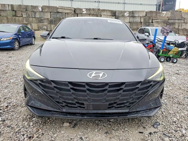 2021 HYUNDAI ELANTRA